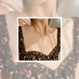 Personalized Mother of Pearl Titanium Steel Necklace for Women with Diamonds Simple Fashion Collarbone Chain
